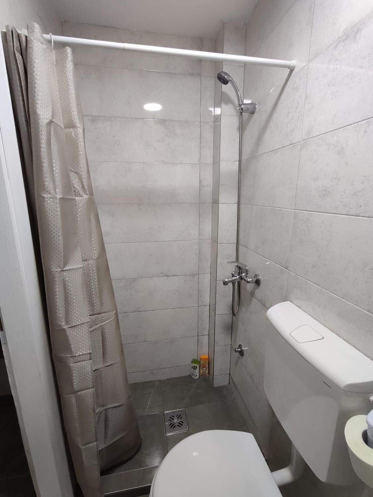 Studio Apartman Free Parking Rubikon Beograd Eksteriør billede